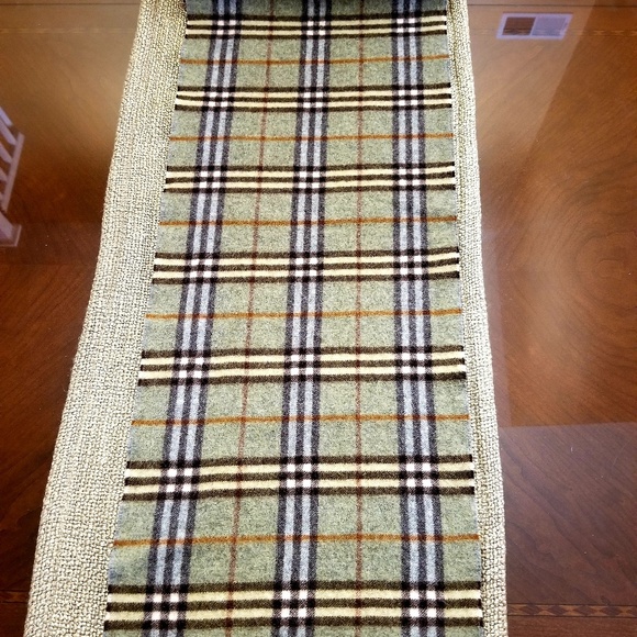 SOLD Burberrys  Long Scarf (Vintage) - Picture 4 of 5